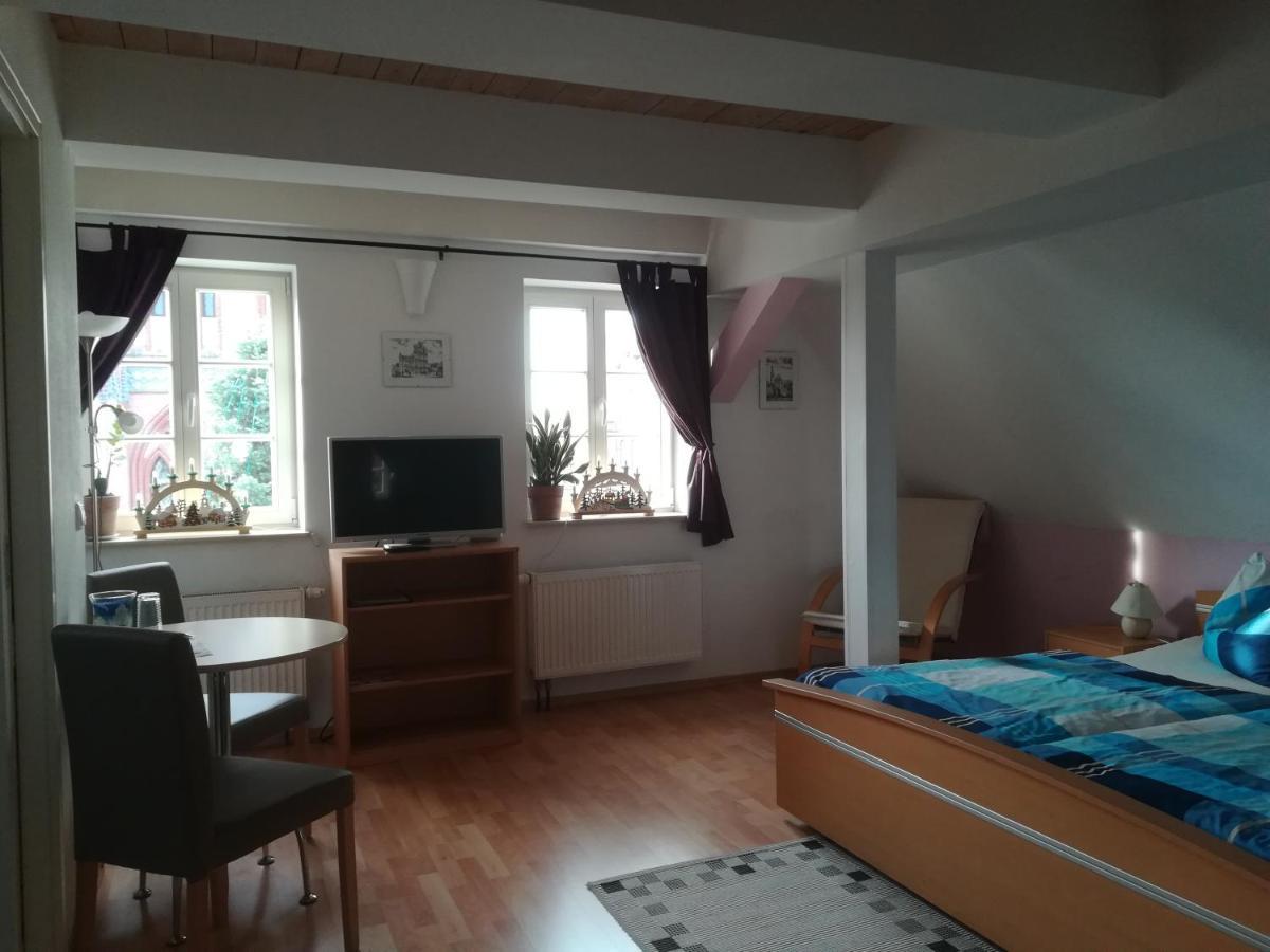 Pension&ferienwohnung Zum Schmuckgiebel Tangermünde