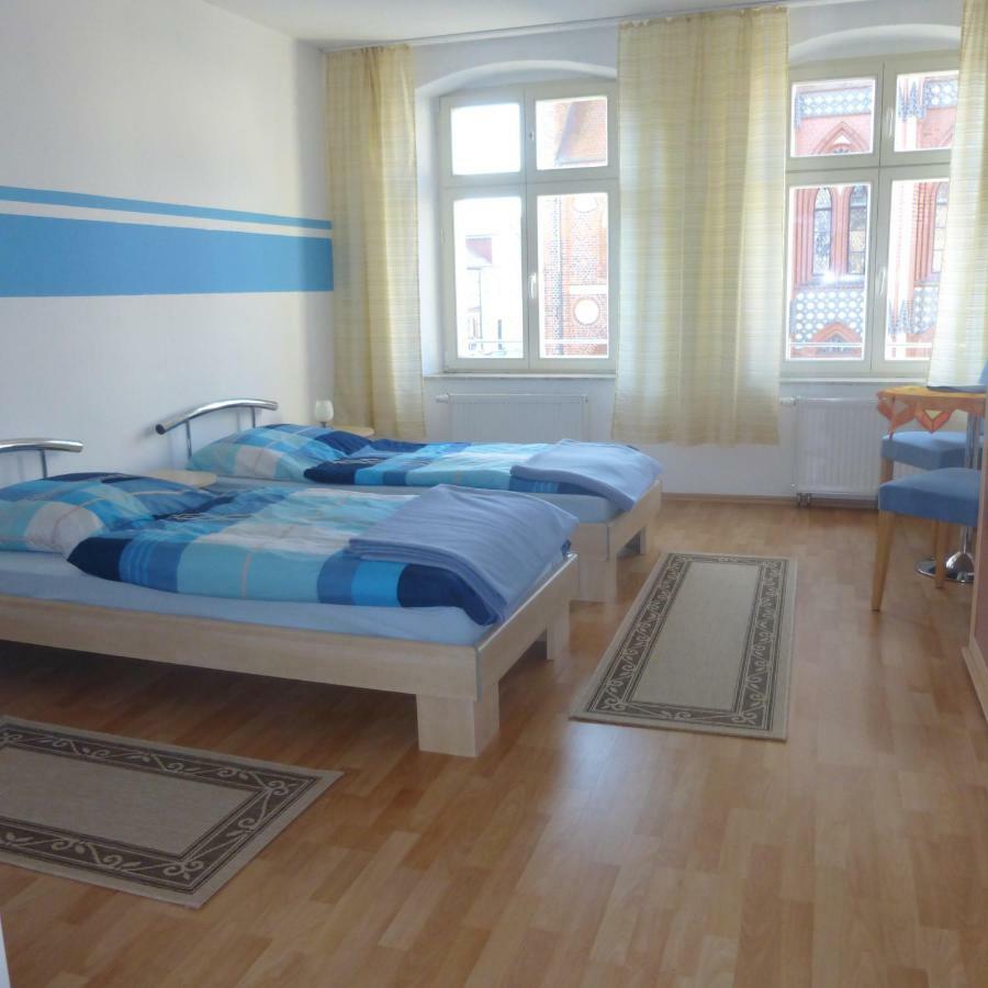 Gasthof Pension&ferienwohnung Zum Schmuckgiebel Tangermünde